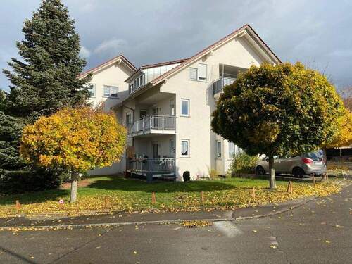 Ansicht - Gepfl. 4-Zi.-OG-Mietwohnung in BL-Dürrwangen im 6-Fam.-Haus in sonniger Aussichtslage