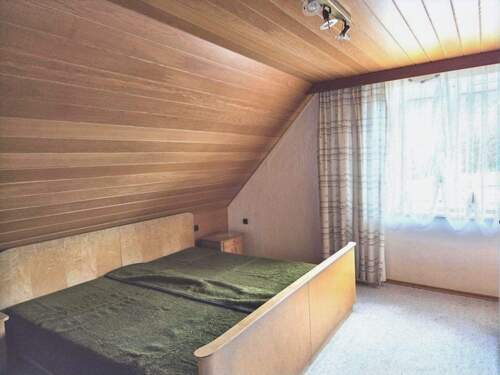 Schlafzimmer Dachgeschoss - 