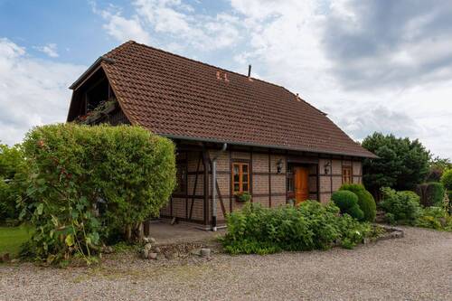Hausansicht Eingang - 4 Zimmer Einfamilienhaus in Auetal