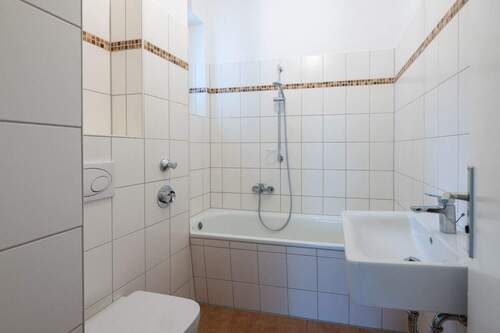 Best_Place_Wilmersdorfer_Strasse_107a_WE07_Bad-7 - 