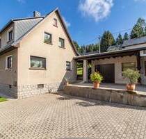 Perfekte Kombination - Eigenheim mit eigenständigem Gewerbeobjekt - Zschorlau