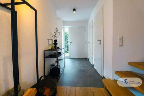 Eingangsbereich - Doppelhaushälfte mit 145,00 m&sup2; in Rott am Inn zum Kaufen