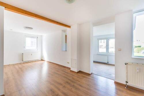 Erdgeschoss - Wohn-/Esszimmer - 