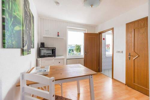 1. Obergeschoss links - Essdiele - 