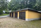 Garagen - 1 Zimmer Mehrfamilienhaus, Wohnhaus in Crinitzberg