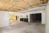 Garage - 
