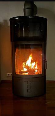 Kamin im Wohnzimmer - 