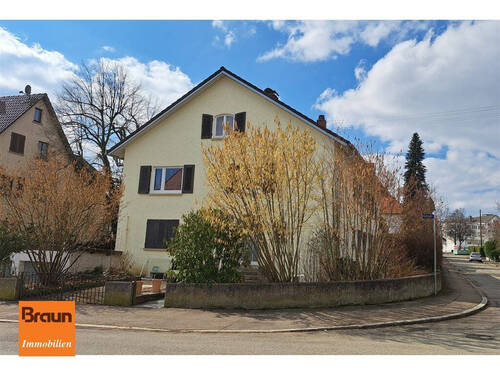 2-3 Fam.-Wohnhaus, VS-S - 1 Zimmer Mehrfamilienhaus, Wohnhaus zum Kaufen in Villingen-Schwenningen