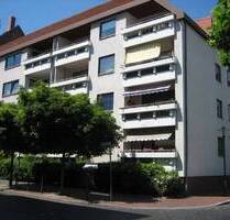 Moderne Komfortwohnung mit Einbauküche und Loggia - Hildesheim Nord