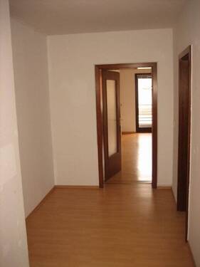 Flur - 2 Zimmer Etagenwohnung zur Miete in Hildesheim