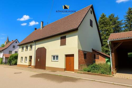 Sieht gut aus... - 6 Zimmer Mehrfamilienhaus, Wohnhaus zum Kaufen in Gechingen