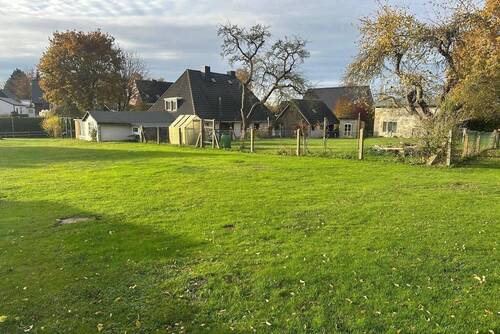 Grundstücksansicht - 6 Zimmer Einfamilienhaus zum Kaufen in Kabelhorst