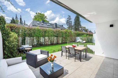 Sommer genießen. Großzügige Terrasse. - 8 Zimmer Einfamilienhaus zum Kaufen in Grünwald