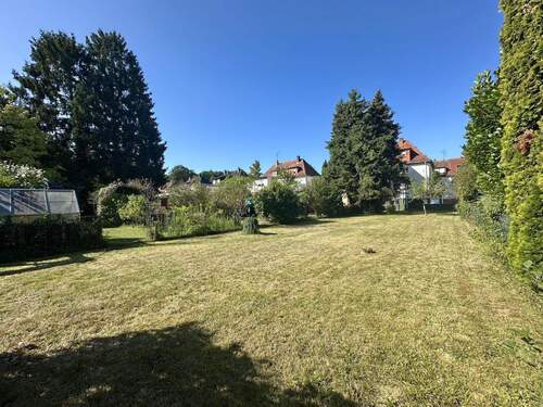 Garten - 6 Zimmer Mehrfamilienhaus, Wohnhaus in Offenbach