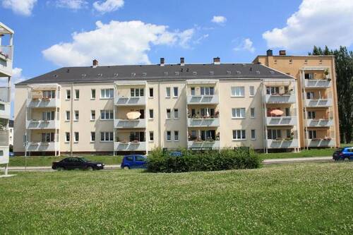 Rückansicht - 2 Zimmer Etagenwohnung zur Miete in Chemnitz