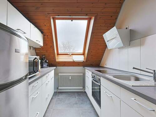 Separate, moderne Küche - Etagenwohnung mit 88,00 m&sup2; in Leinfelden-Echterdingen zum Kaufen