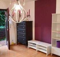 Möbliertes Apartment mit Balkon:-) Nur 12 Minuten bis Würzburg Zentrum, Abfahrt Würzburg Kist