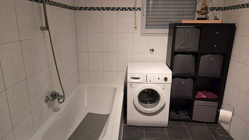 Wohnung Erdgeschoss, Badezimmer - 