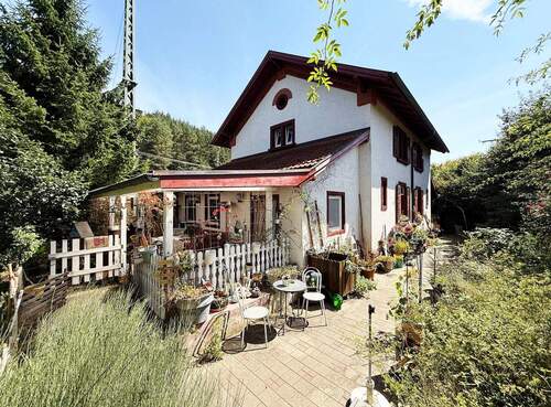 Gebäudeansicht - 7 Zimmer Einfamilienhaus zum Kaufen in Immendingen