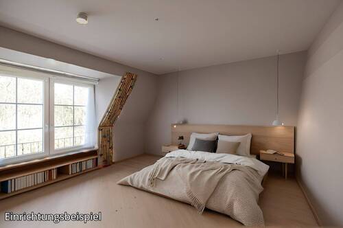 Zimmer im Dachgeschoss - 