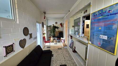 Eingansflur Praxis EG - 