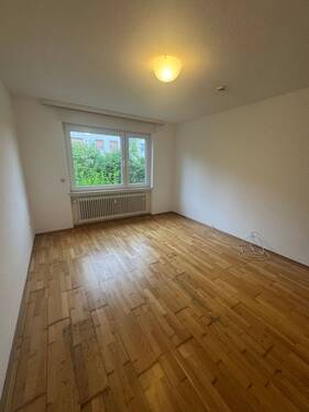 Schlafzimmer 2 - 2.Ansicht.JPEG - 