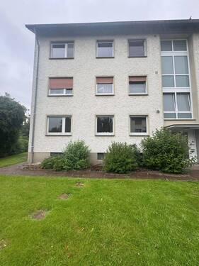 Frontansicht Objekt.JPG - 3 Zimmer Etagenwohnung in Bielefeld