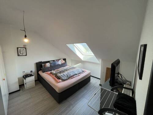 Schlafzimmer - 2 Zimmer Etagenwohnung in Hanau