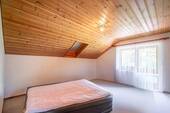 Schlafzimmer II OG - 
