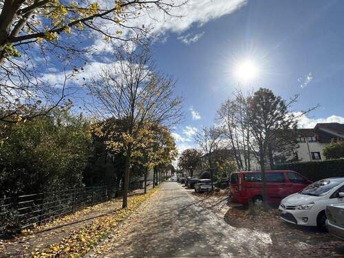 Anlieger- Spielstraße - 