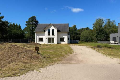 Aussenansicht - 8 Zimmer Mehrfamilienhaus, Wohnhaus zum Kaufen in Seevetal