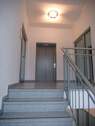 Treppenhaus mit Aufzug - 