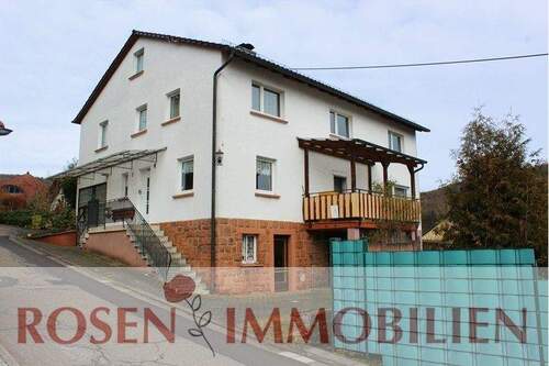 Straßenansicht.JPG - RESERVIERT: Stammsitz der Herren von Harfenberg