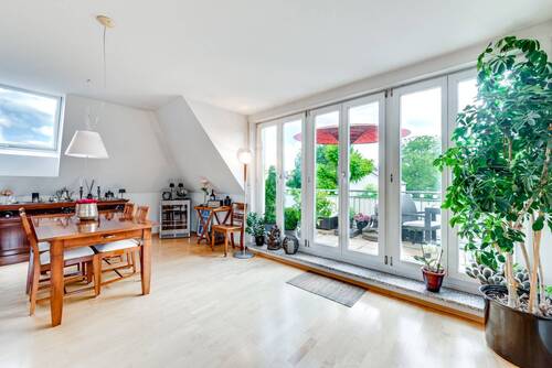 Essbereich - 2 Zimmer Etagenwohnung in München