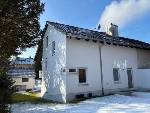 IMG_2468.JPG - Doppelhaushälfte mit 165,00 m&sup2; in Landshut zur Miete