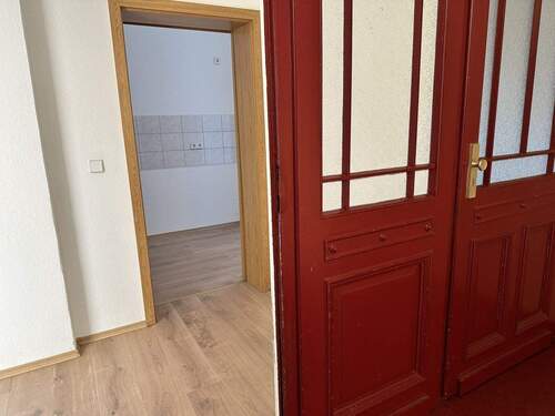 Eingangsbereich - 3 Zimmer Etagenwohnung in Oelsnitz/V.
