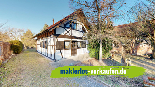 Provisionsfrei kaufen.png - Provisionsfrei: Haus mit großem Grundstück & Nebengebäude