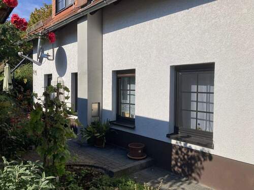 Seitenansicht - 5 Zimmer Einfamilienhaus zum Kaufen in Erfurt