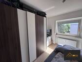 Schlafzimmer - 2 Zimmer Etagenwohnung in Nürnberg / Worzeldorf