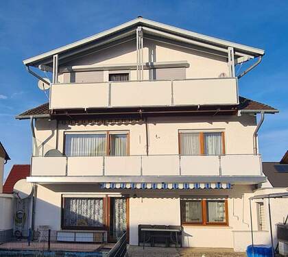 Gartenseite - 3 Familienhaus - 439.000,00&nbsp;EUR Kaufpreis, ca.&nbsp; 216,00&nbsp;m&sup2;&nbsp;Wohnfl&auml;che