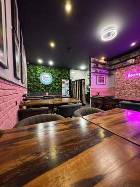 Ladenfläche hinten (2).jpeg - 