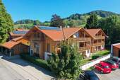 Hausansicht - 2 Zimmer Etagenwohnung zum Kaufen in Schliersee