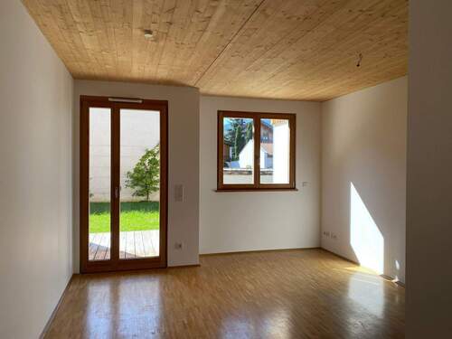 Wohnzimmer - Etagenwohnung mit 56,40 m&sup2; in Schliersee zum Kaufen