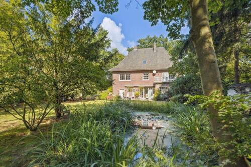 Blick vom Teich - 1 Zimmer Mehrfamilienhaus, Wohnhaus zum Kaufen in Haselünne