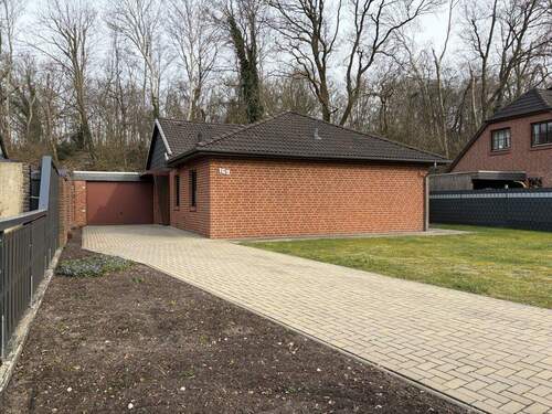 Objekt außen - Gepflegter Bungalow in OldenburgKreyenbrück zu verkaufen!