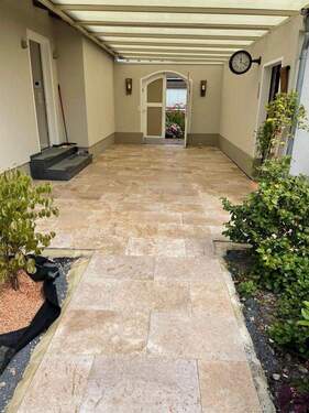 Eingangsbereich 1 - Liebevoll saniertes Siedlungshaus (Doppelhaushälfte) provisionsfrei zu verkaufen