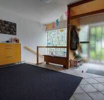 Geräumiger Bungalow in ruhiger Lage mit Doppelgarage - Cadolzburg Wachendorf