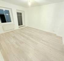 **Besichtigung: Fr. 26.09.2025 um 16:00 Uhr** Kl. Familien-Whg mit sonnigen Balkon! - Eberswalde Finow