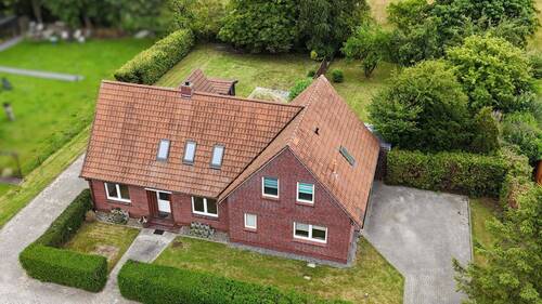 Bild 1 - von Privat, Zweifamilienhaus in ruhiger, zentraler Lage