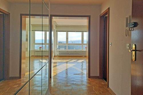 Eingangsbereich - 3 Zimmer Etagenwohnung zum Kaufen in Essen